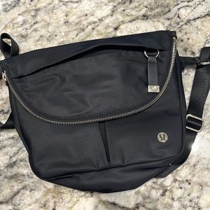 Lululemon All night Festival bag